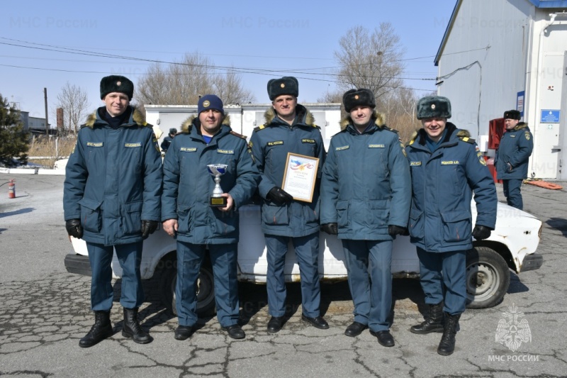 Команда Амурского спасательного центра заняла I место в соревнованиях по ликвидации ДТП